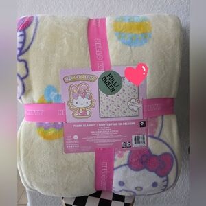 NWT Hello Kitty Yellow Easter Throw Full/Queen